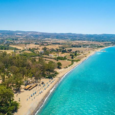 Sun Beach Villa Thio Polis Esterno foto