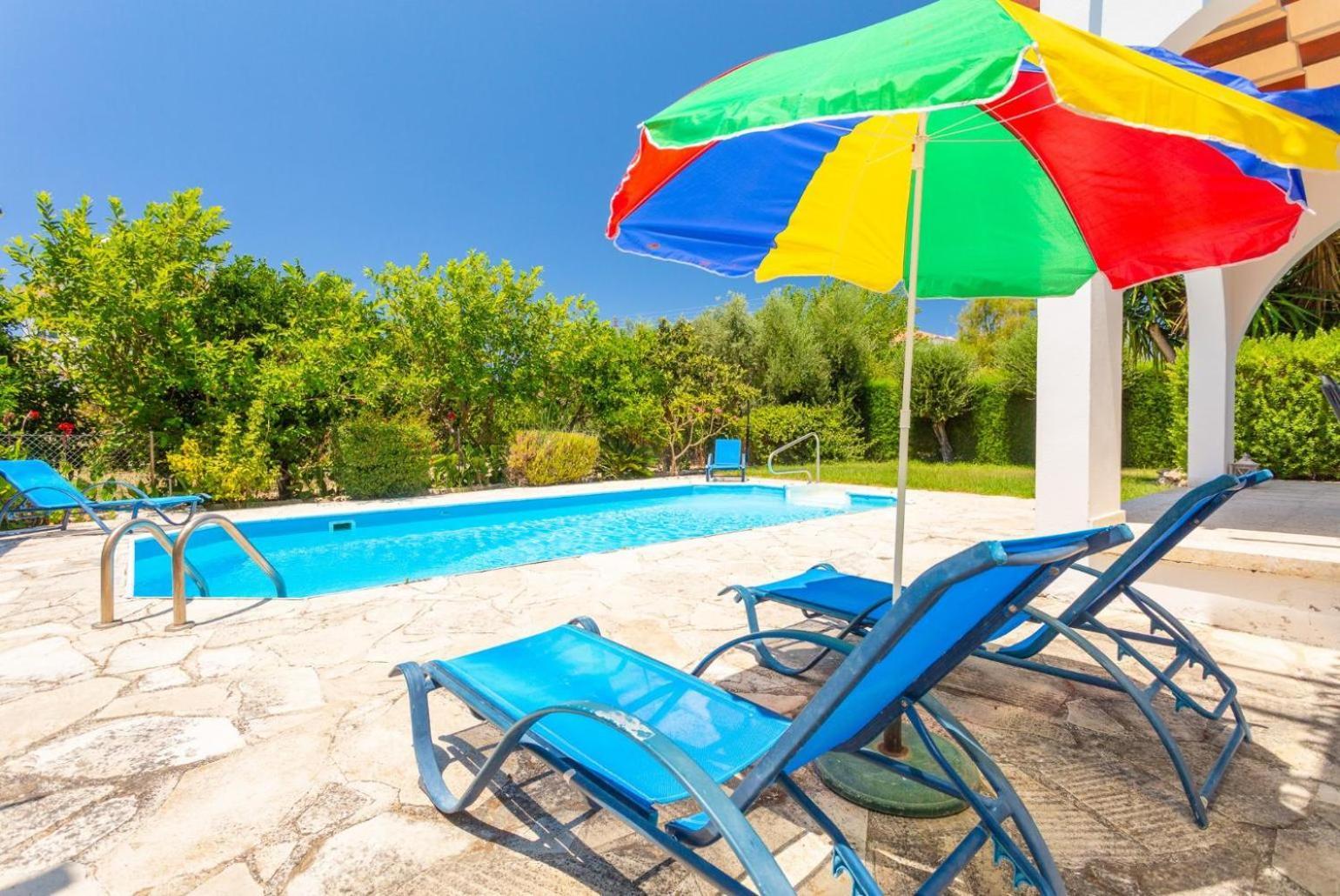 Sun Beach Villa Thio Polis Esterno foto